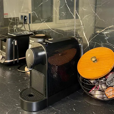 Апартаменти Langa Arena Nationala Cu Parcare Inclusa Бухарест