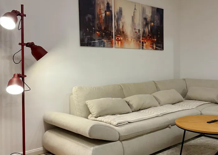 Langa Arena Nationala Cu Parcare Inclusa * 부쿠레슈티